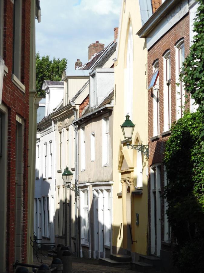 Bed and Breakfast Hus Leeuwarden Exterior foto